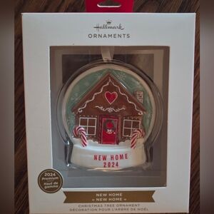 Hallmark - NEW IN BOX - "New Home" Gingerbread House Christmas Ornament